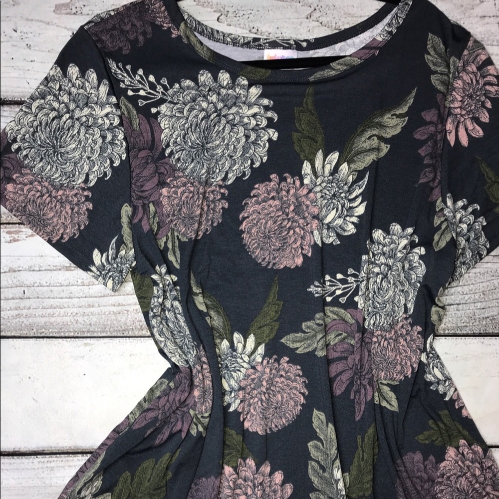 LuLaRoe Carly